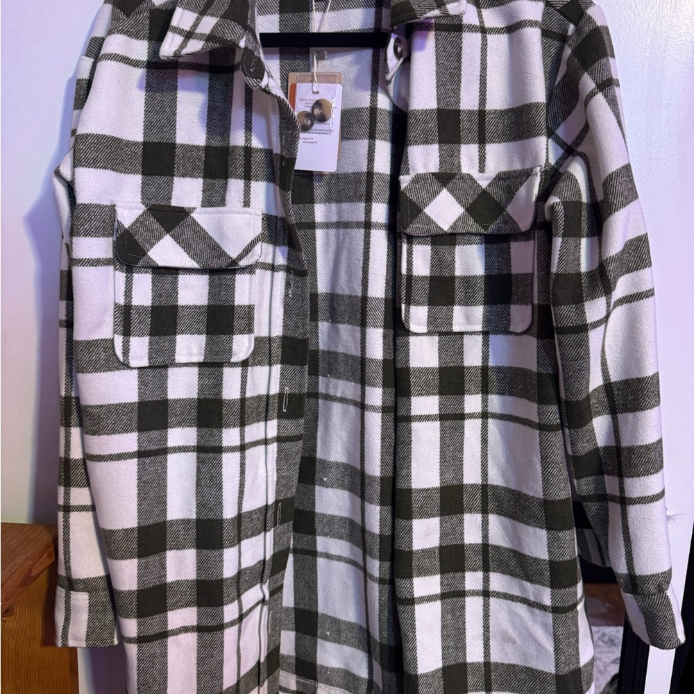 NWT Plaid Jacket in Green and White